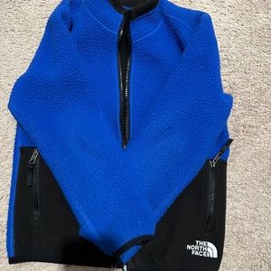 Verse-able North Face Jacket